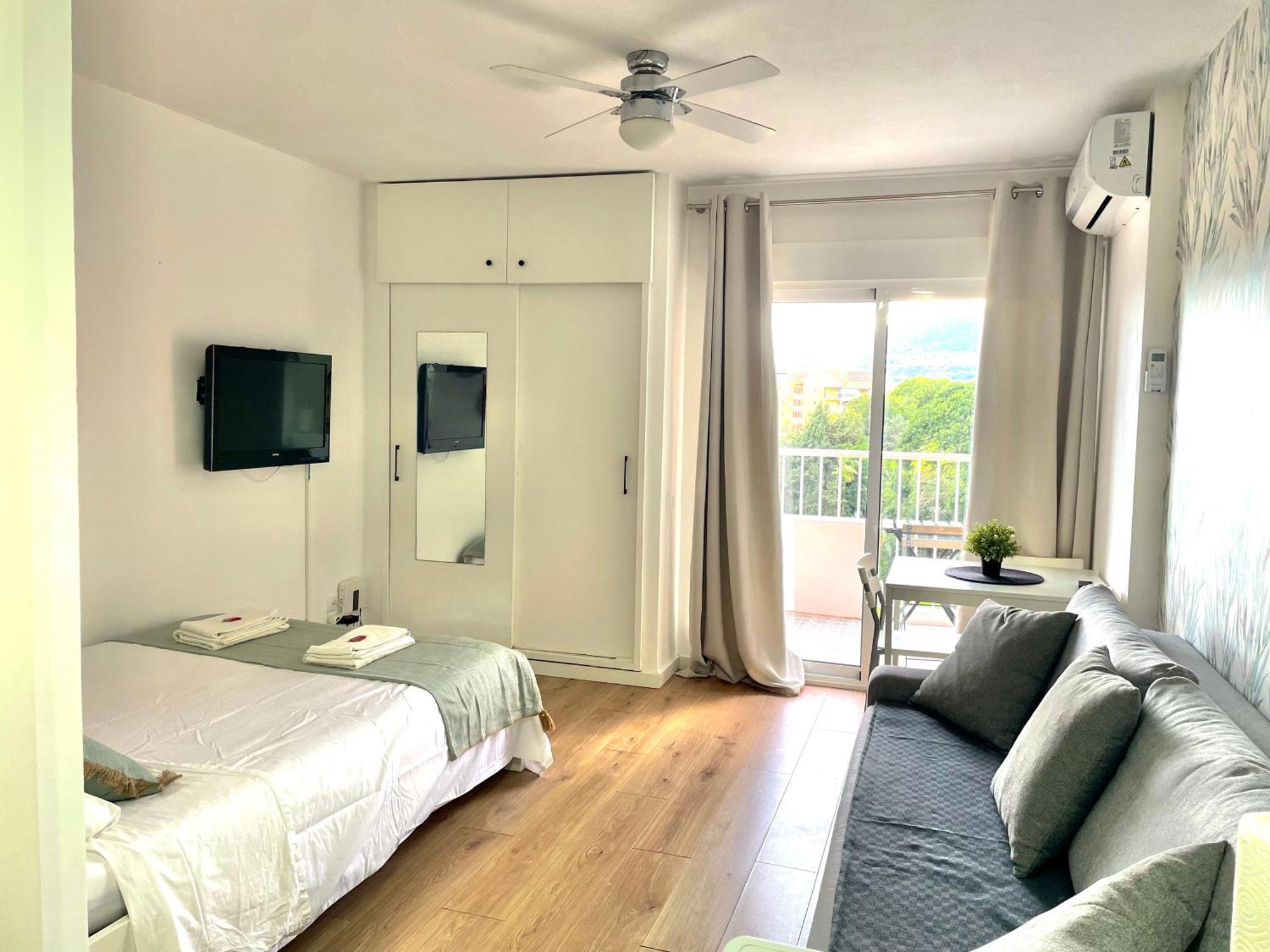 Luxury Suites Sunset Beach Benalmadena Exterior photo